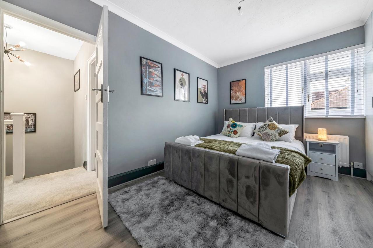 Stunning 3Br House W Garden & Parking In Richmond Villa คิว ภายนอก รูปภาพ
