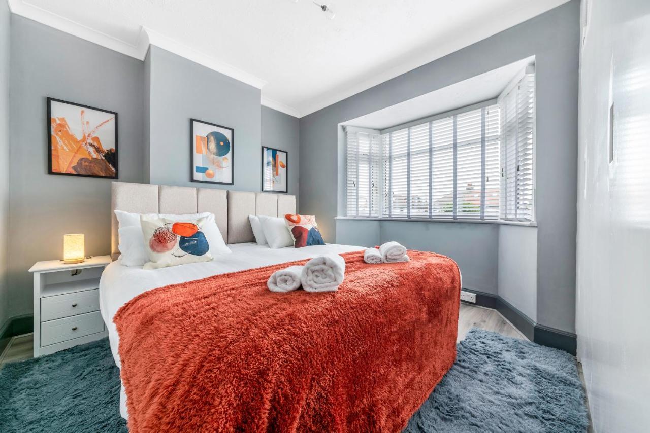 Stunning 3Br House W Garden & Parking In Richmond Villa คิว ภายนอก รูปภาพ