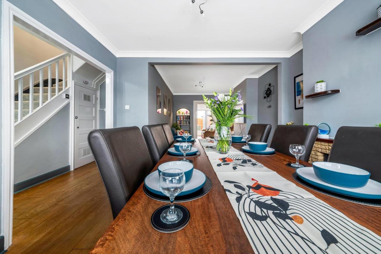 Stunning 3Br House W Garden & Parking In Richmond Villa คิว ภายนอก รูปภาพ